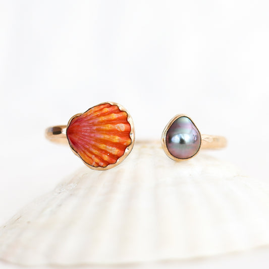 Gold Sunrise Shell and Tahitian Pearl Cuff