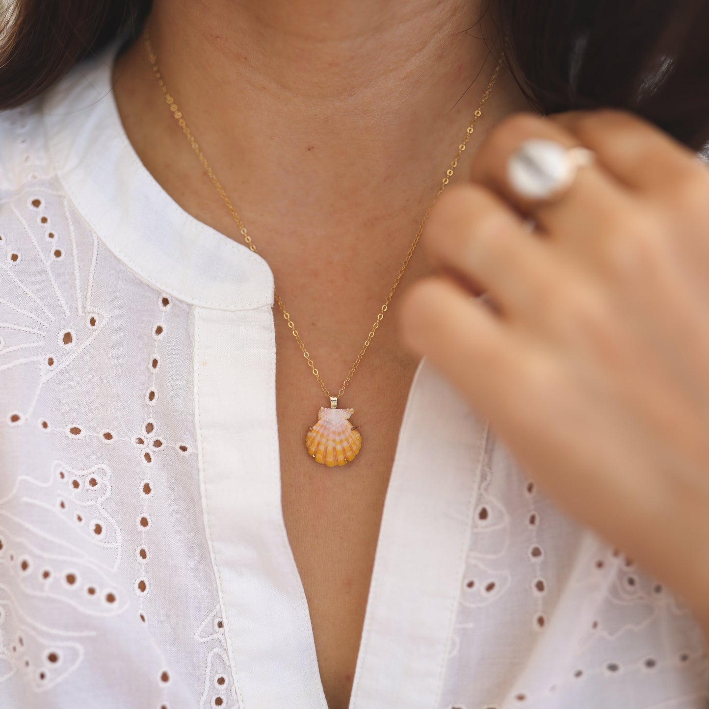 Gold Endless Wave Sunny Necklaces