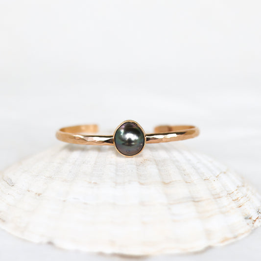 Gold Tahitian Pearl Cuf